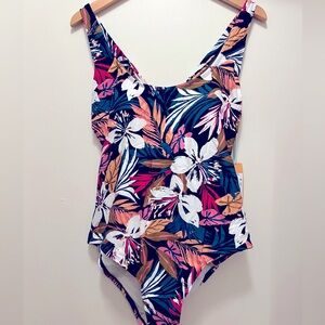 NWT Kona Sol One-Piece